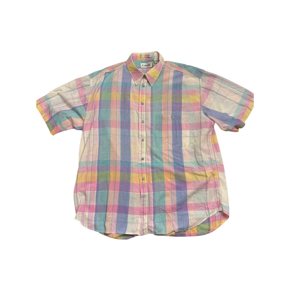 Vintage Levi’s Button Down Shirt